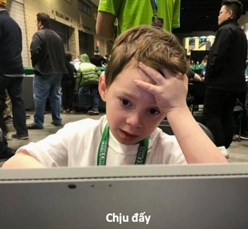 ảnh meme Bật mode gương mặt chán nản cạn lời của người đàn ông