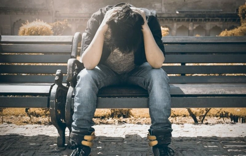 ảnh meme Bật mode Mohammad Akhtar biểu cảm bất lực cạn lời