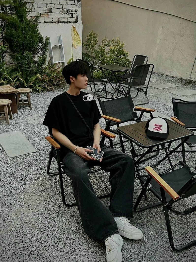 Ảnh meme Boy phố phong cách năng động