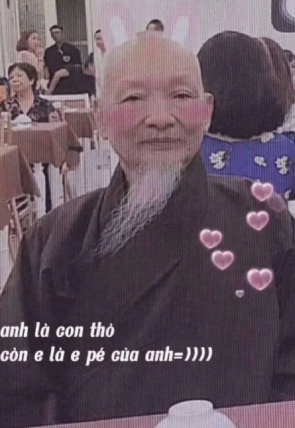 Ảnh meme Hướng nội với ánh mắt buồn và thấu hiểu