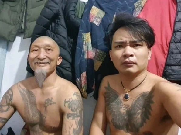 Ảnh meme Hướng nội với vẻ mặt khó hiểu của thế gian