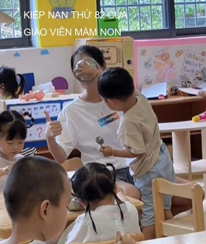 Ảnh meme Kiếp nạn thứ 82 biểu cảm hài hước trong bão tố