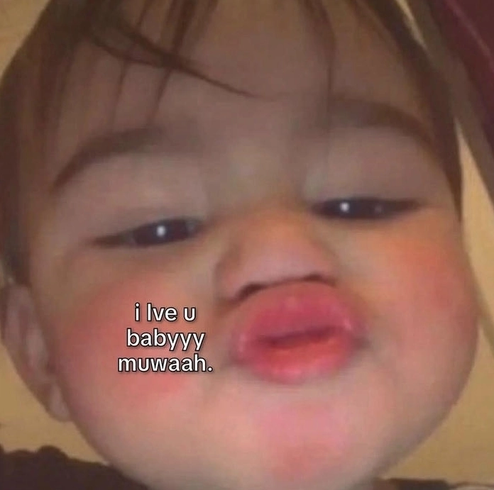 Ảnh meme Mỏ hỗn hài hước vui cực hot cận cảnh mồm cong