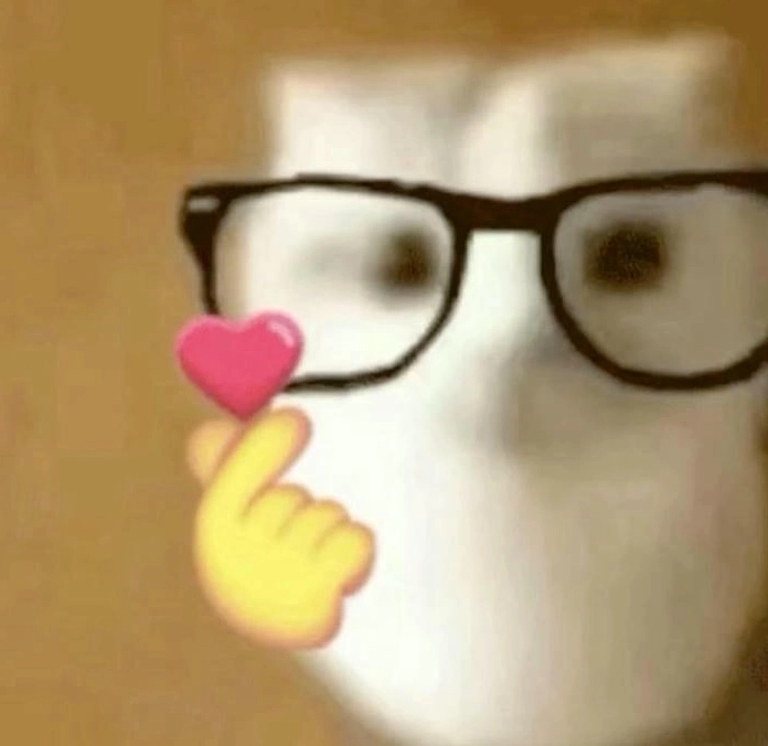 Ảnh meme Mỏ hỗn thả tim ánh mắt bá đạo