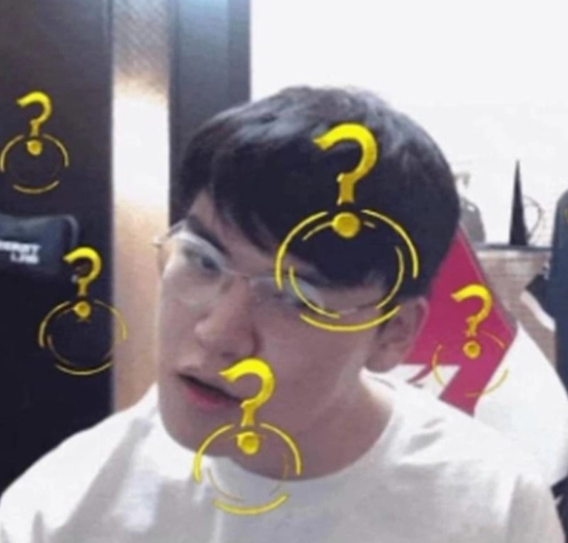 Ảnh meme Tới công chuyện với khuôn mặt hết sức 'khó đỡ'