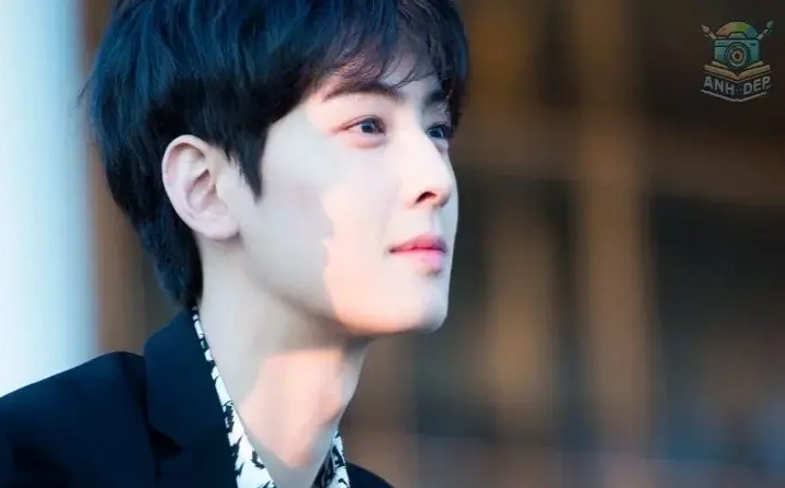 Hình ảnh ảnh meme Chiến thần với gương mặt công ước đầy quyền lực