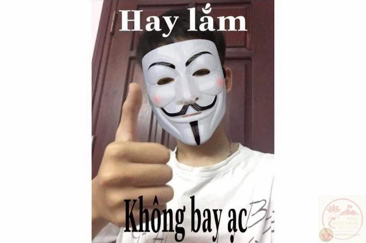 Meme Mất gốc biến mất khéo léo kết hợp biểu cảm hài hước