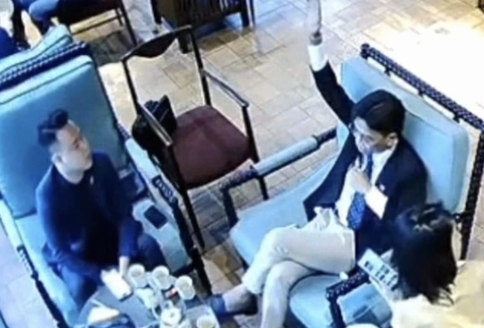 Ngắm nhìn bộ sưu tập ảnh meme Tổng tài cực chất và đầy quyền lực nhất năm 2026