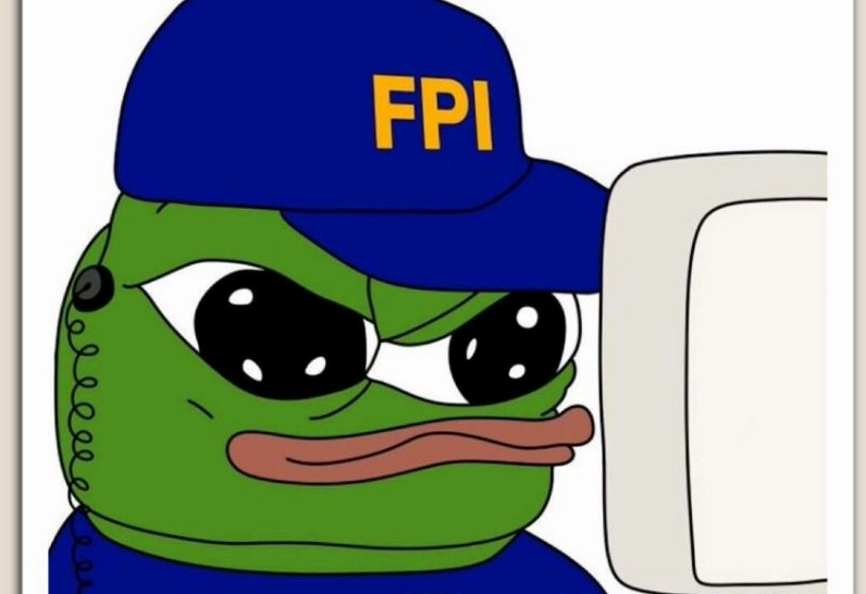 Tấm ảnh meme Phong sát với cảnh sát đứng gác đầy oai phong